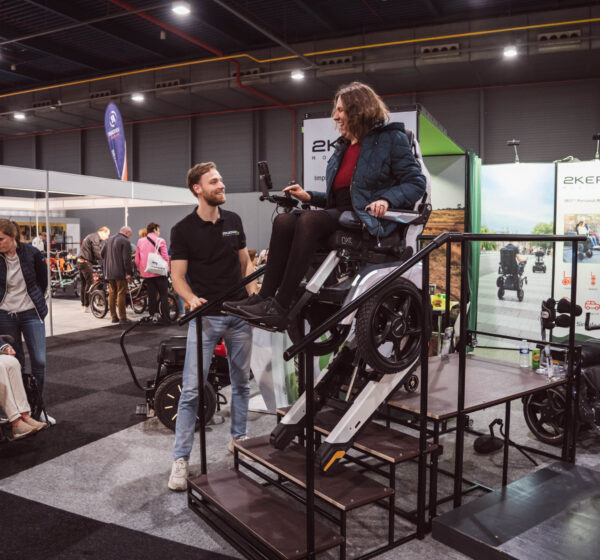 Traplopen uitleg – Veilig en makkelijk trappen op en af met de juiste techniek en ondersteuning.